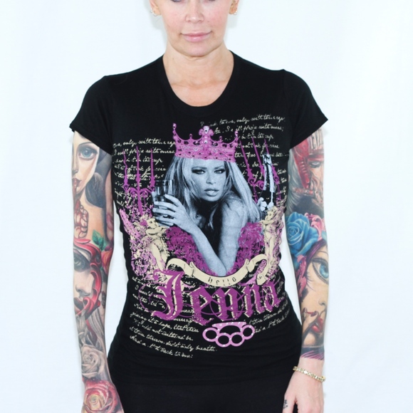 Rare from “Hello Jenna” series Swarovski Queen tee - Picture 6 of 8